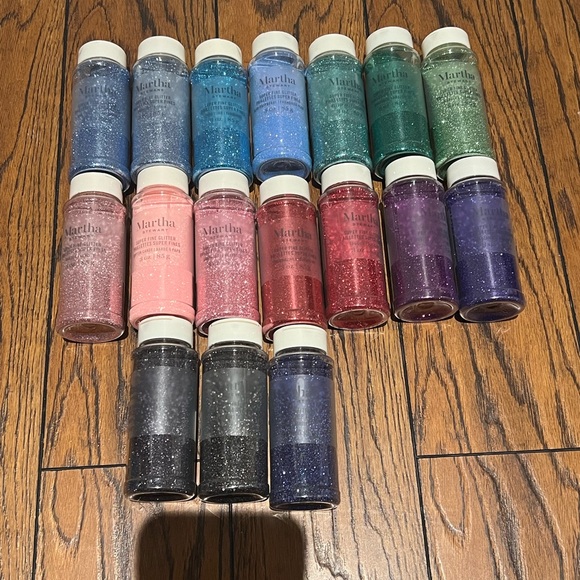 MARTHA STEWART SUPER FINE GLITTER BRAND NEW NEVER USED 17 BOTTLES - Picture 1 of 6